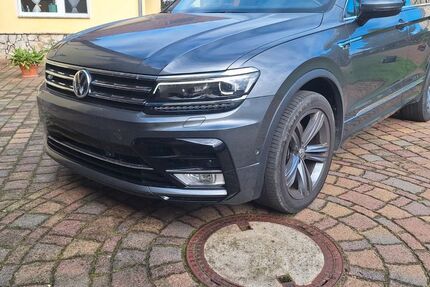 VW Tiguan 49.600 km 27.500 € Schlossvippach 99195