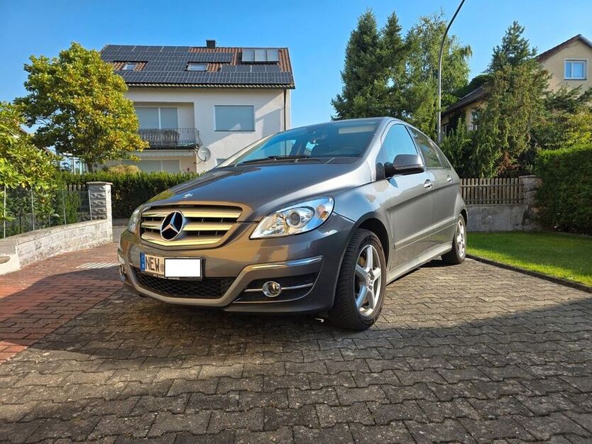 B 200