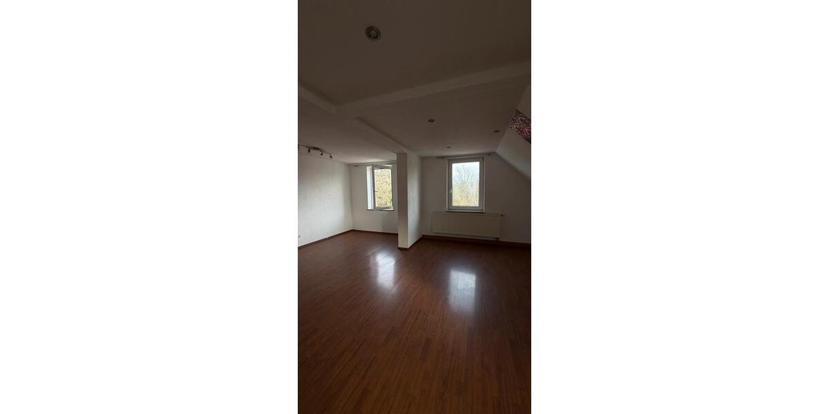 Etagenwohnung Hövelhof - 3 Zimmer, 100 m&sup2;, 1.150&euro; | Angebot:24864867