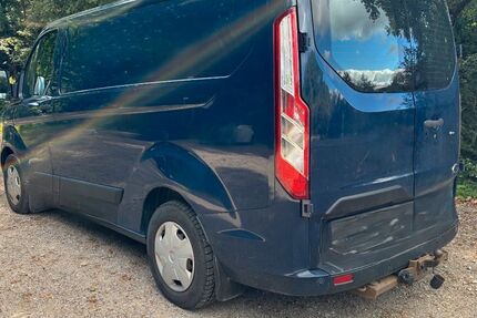 Ford Transit Custom 124.196 km 13.800 &euro; Aachen 52078