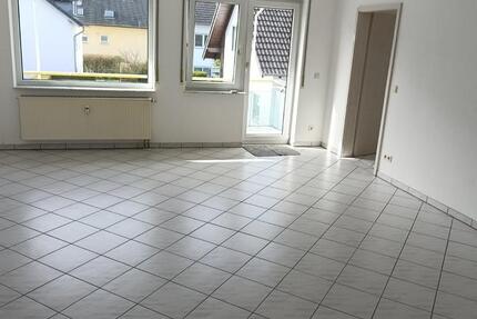 Wohnung Rheinböllen - 3 Zimmer, 81 m&sup2;, 595&euro; | Angebot:25309195