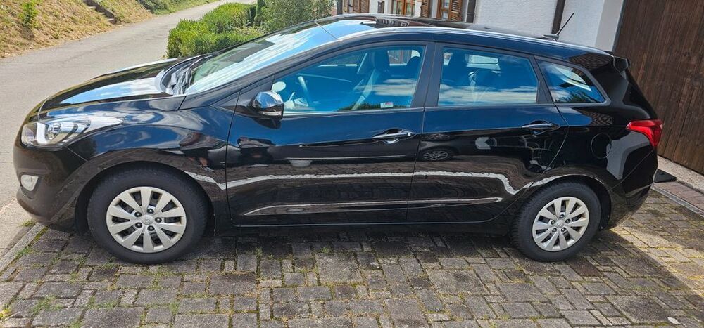 i30