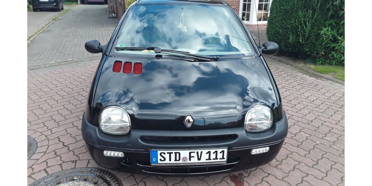 Renault Twingo 106.300 km 999 &euro; Fredenbeck 21717