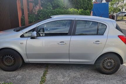 Opel Corsa 69.850 km 4.850 &euro; Gersthofen 86368