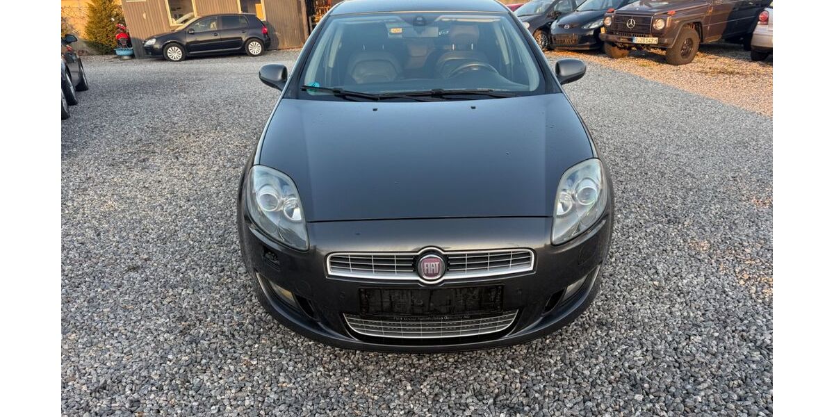 Fiat Bravo 258.000 km 2.799 &euro; Regensburg 93055