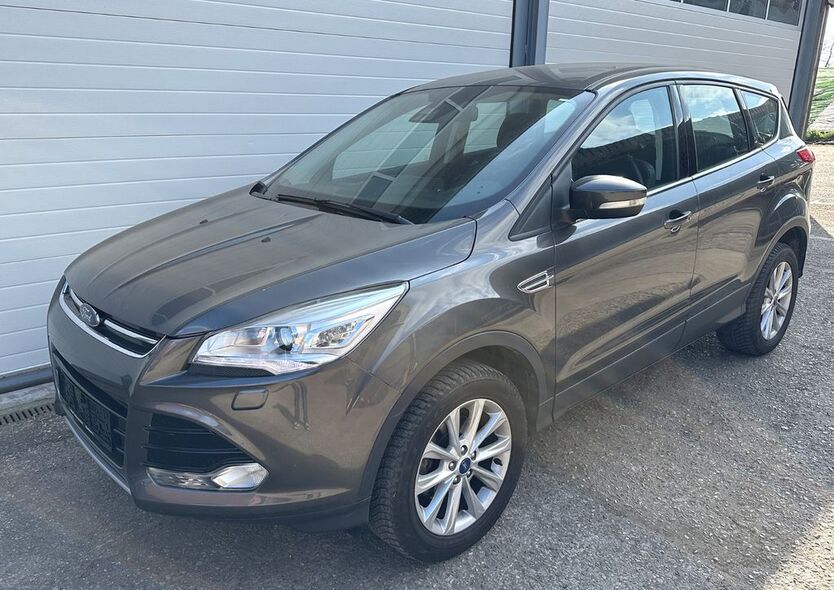 Ford Kuga 62.000 km 8.590 € Rietberg 33397