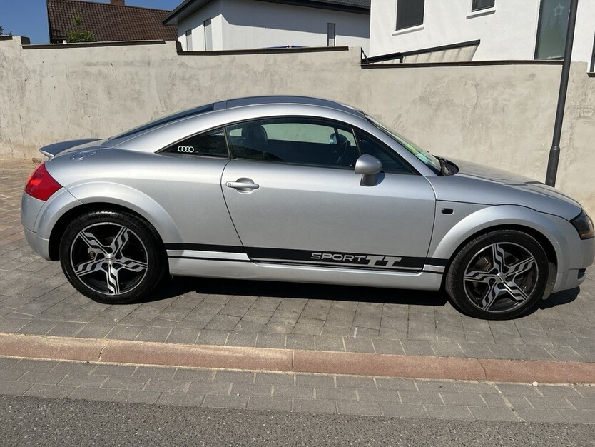 Audi TT 8N