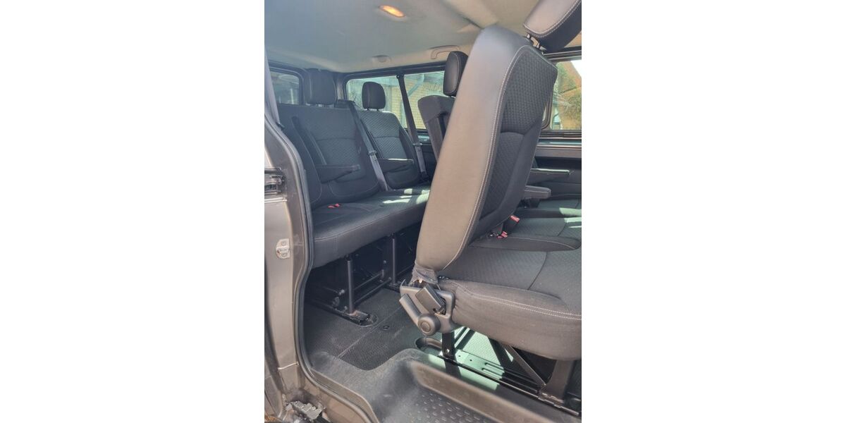 Opel Vivaro 132.421 km 19.000 &euro; Haßbergen 31626