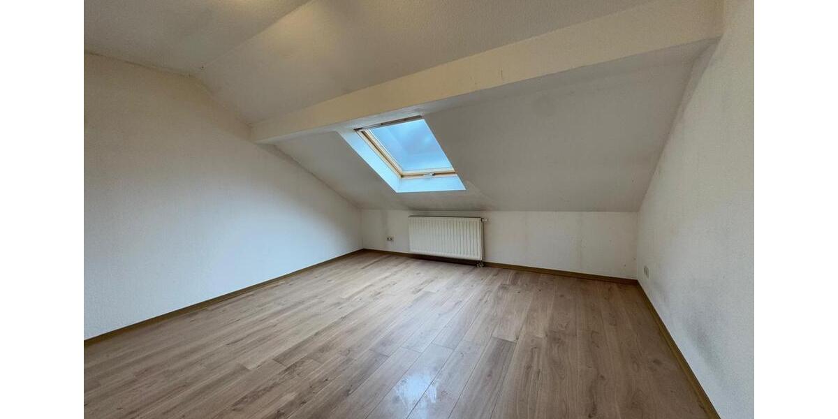 Etagenwohnung Gries - 3 Zimmer, 80 m&sup2;, 700&euro; | Angebot:24272108