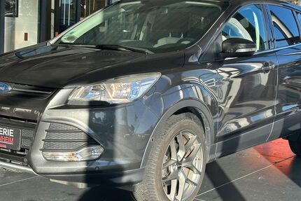 Ford Kuga 110.000 km 6.900 &euro; Heppenheim 64646