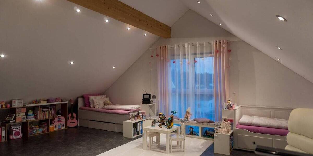 Doppelhaushälfte Kaufbeuren Kaufbeuren-Neugablonz - 5 Zimmer, 153 m&sup2;, 649.000&euro; | Angebot:26065311