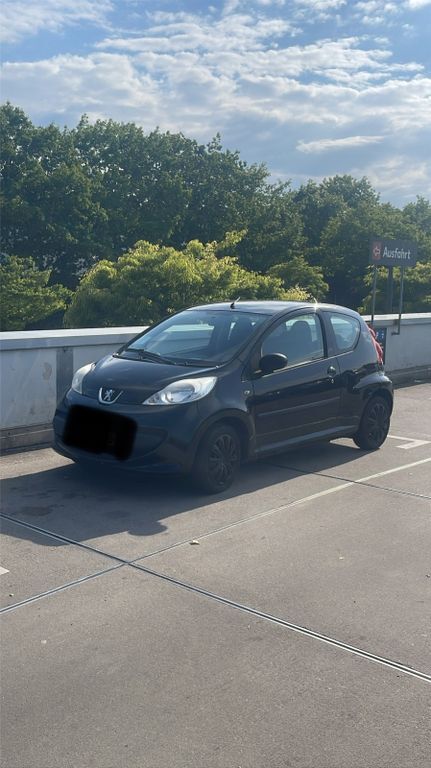 Peugeot 107 201.050 km 1.200 € Hamburg 21079