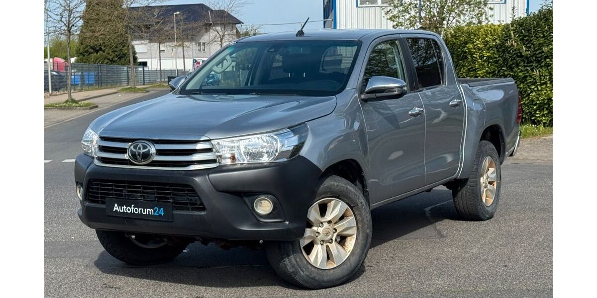 Toyota Hilux 92.000 km 29.799 &euro; Jülich 52428