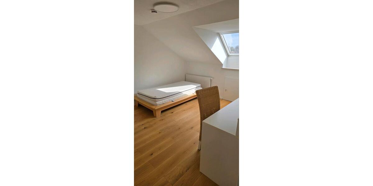 Dachgeschoßwohnung München Pasing-Obermenzing - 1.5 Zimmer, 36 m&sup2;, 1.285&euro; | Angebot:25918860