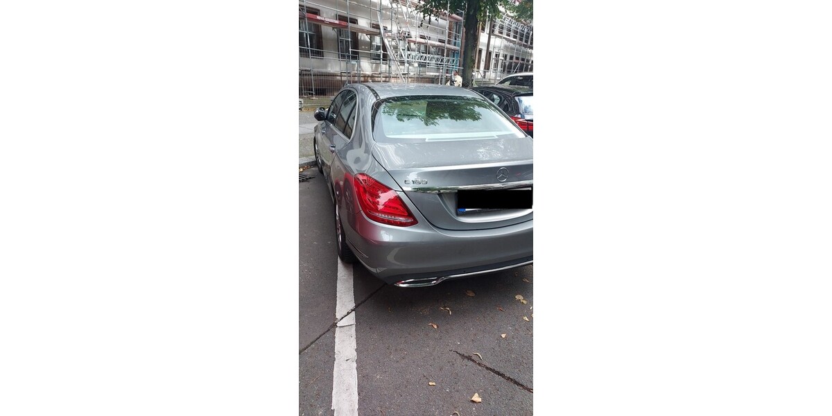 Mercedes-Benz C-Klasse 90.000 km 17.500 &euro; Berlin 10178