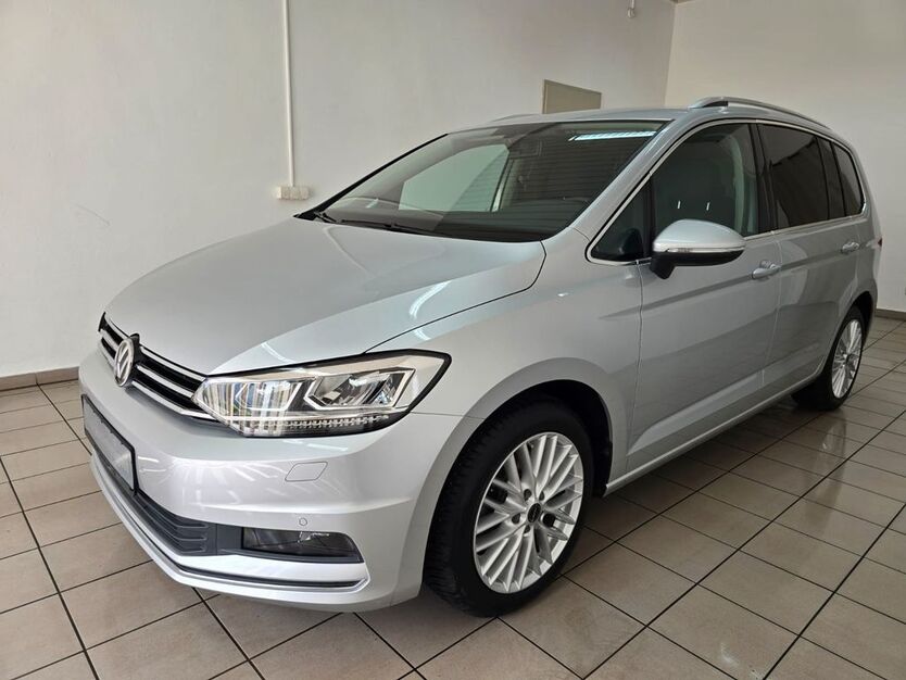VW Touran 46.686 km 22.990 € Chemnitz 09114
