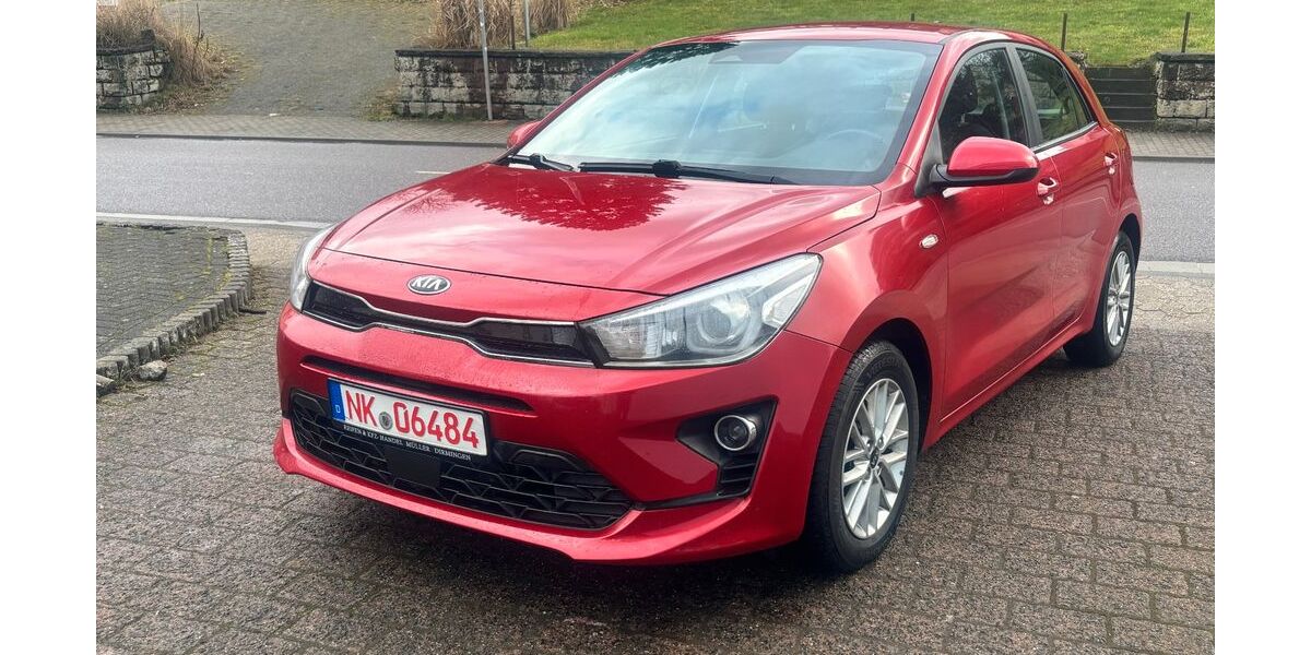 Kia Rio 68.227 km 8.990 &euro; Dirmingen 66571