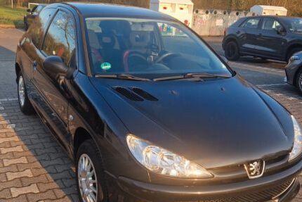 Peugeot 206 164.000 km 950 &euro; Nidderau-Heldenbergen 61130