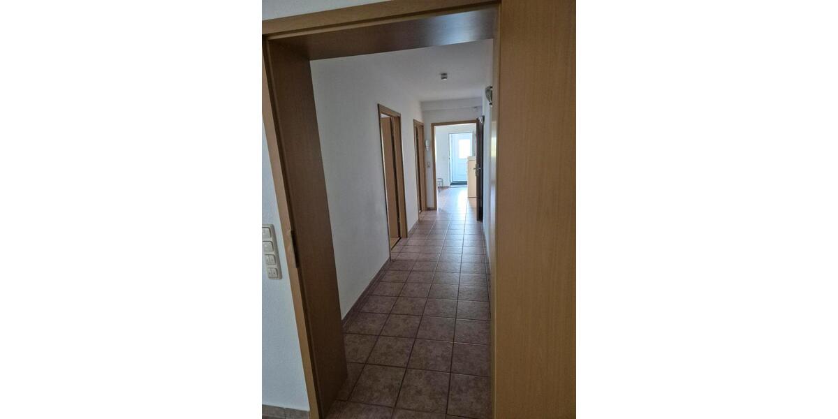 Erdgeschoßwohnung Höchstadt an der Aisch - 3 Zimmer, 90 m&sup2;, 950&euro; | Angebot:25405466