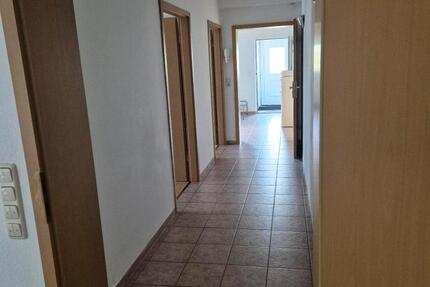 Wohnung Höchstadt an der Aisch - 3 Zimmer, 90 m&sup2;, 950&euro; | Angebot:25405466