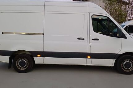 Mercedes-Benz Sprinter 219.000 km 19.500 &euro; Esslingen am Neckar 73733