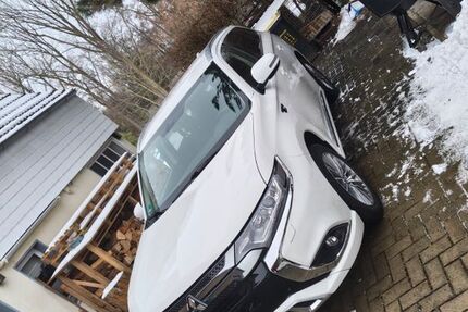 Mitsubishi Plug-in Hybrid Outlander 36.900 km 22.250 &euro; Bielefeld 33647
