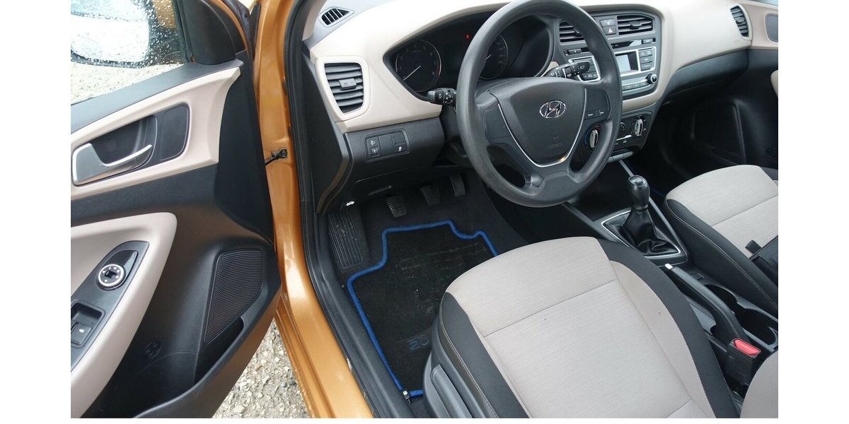 Hyundai i20 Classic Klima ZV-FB Ganzjahresreifen 138.100 km 6.950 &euro; Neumarkt/OPf 92318