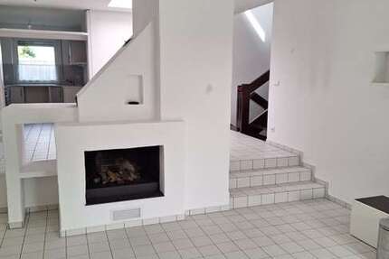 Haus zum Mieten in Kaiserslautern 2.000 € 190 m² 6 zimmer