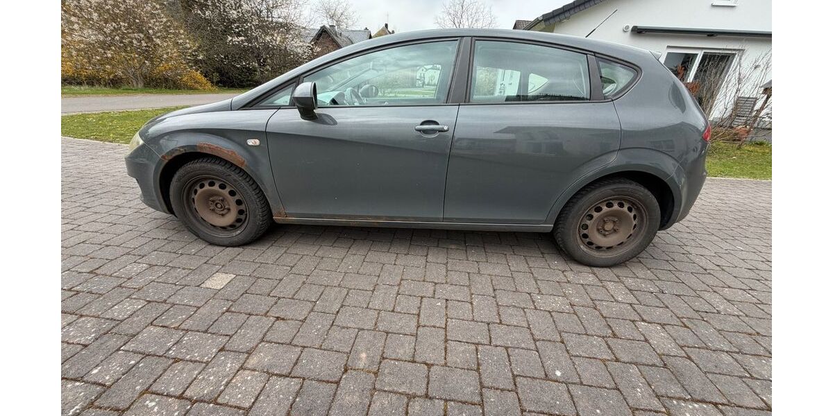 Seat Leon 309.459 km 1.350 &euro; Densborn 54570