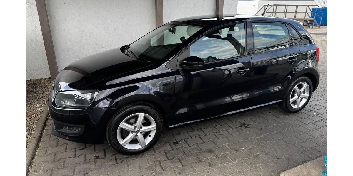 VW Polo 207.000 km 2.400 &euro; Rödental 96472