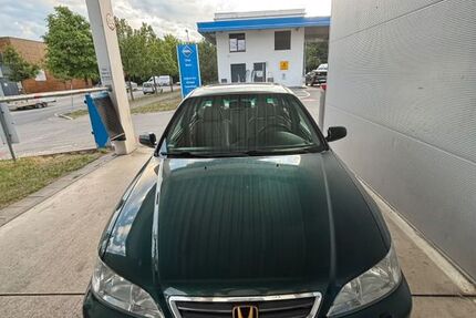 Honda Accord 198.298 km 5.499 &euro; Feldkirchen 85622