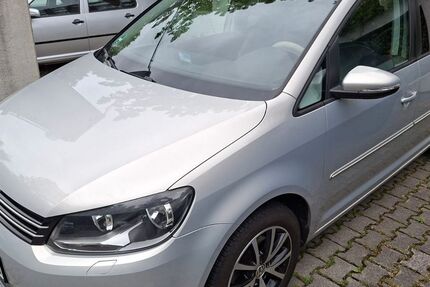 VW Touran 135.000 km 7.600 &euro; Berlin 13403