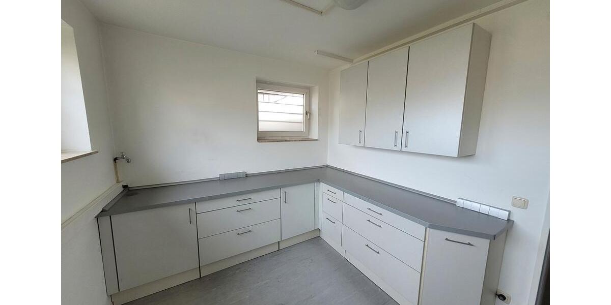 Gewerbeobjekt Bremerhaven Lehe - 1.824&euro; | Angebot:26271432