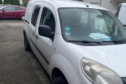 Renault Kangoo 551.616 km 2.999 € Pfaffenhofen an der Roth 89284
