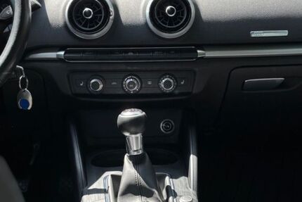 Audi A3 190.000 km 8.990 &euro; Lübeck 23564