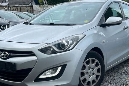 Hyundai i30 238.000 km 3.990 &euro; Frankfurt 65933
