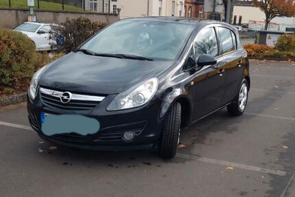 Opel Corsa 269.000 km 1.899 &euro; Lahnstein 56112