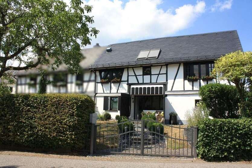 Haus zum Kaufen in Boppard 395.000 € 168 m²