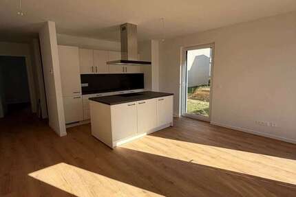 Wohnung Euskirchen Dom-Esch - 3 Zimmer, 121 m&sup2;, 1.290&euro; | Angebot:26683568