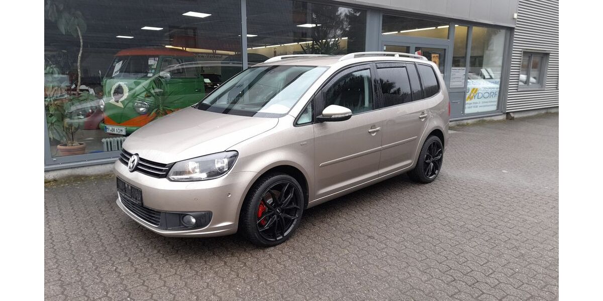 VW Touran 165.500 km 10.990 &euro; Schmelz 66839