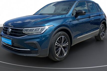 VW Tiguan 66.423 km 24.279 &euro; Leinefelde-Worbis/DE 37327