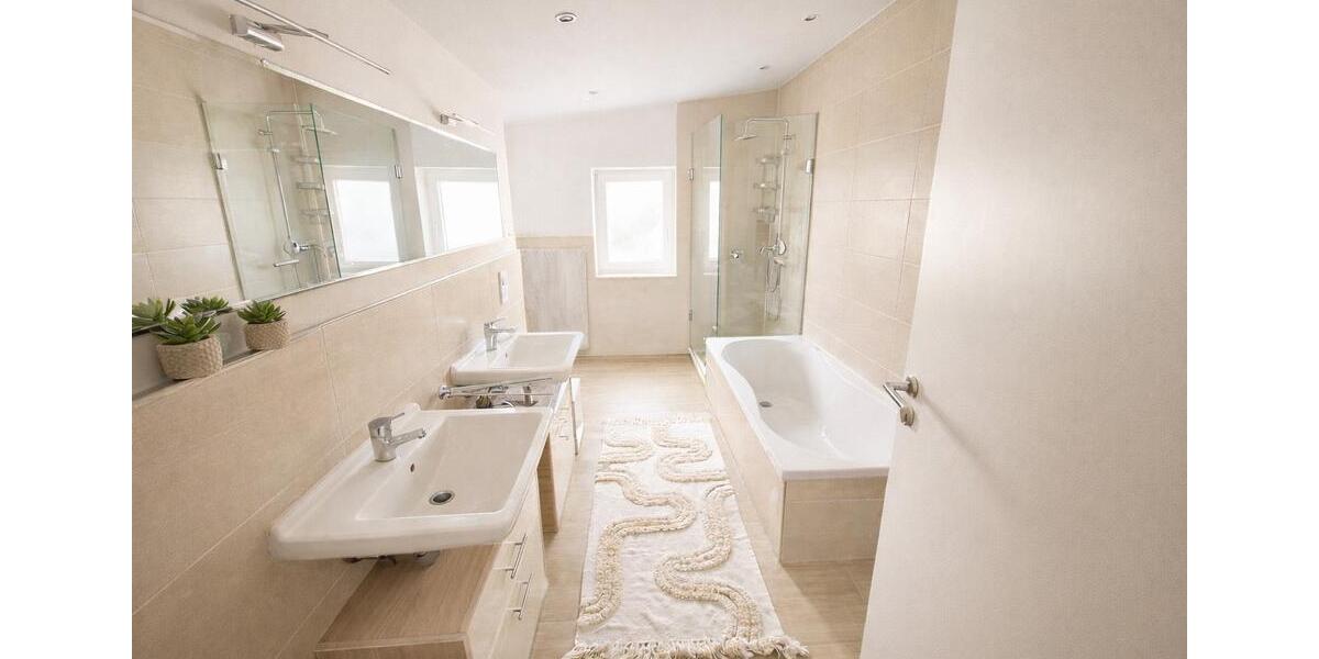 Etagenwohnung Schierling - 6 Zimmer, 120 m&sup2;, 500&euro; | Angebot:25516278