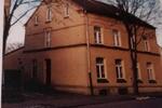 Einfamilienhaus Teterow - 15 Zimmer, 319 m&sup2;, 180.000&euro; | Angebot:23500468
