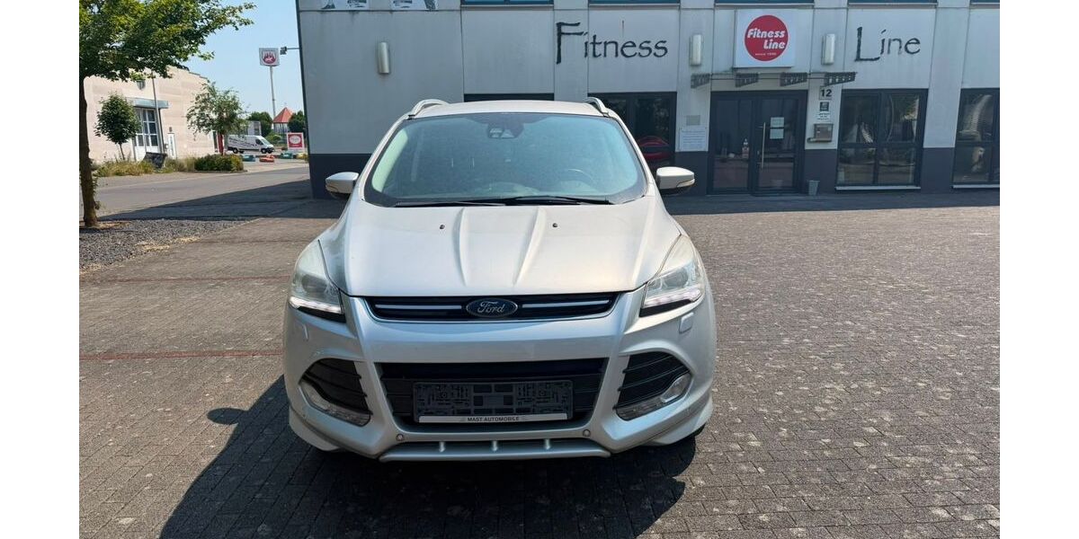 Ford Kuga 98.500 km 10.899 &euro; Bonn 53177