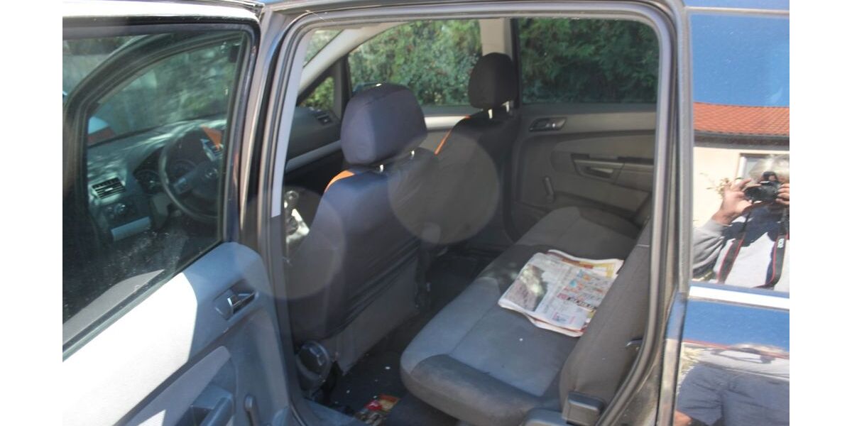 Opel Zafira 240.000 km 555 &euro; Altenkunstadt 96264