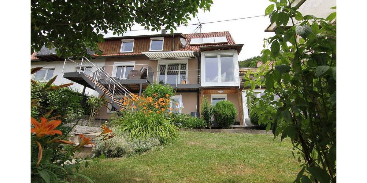 Doppelhaushälfte Albstadt Ebingen - 8 Zimmer, 185 m&sup2;, 399.000&euro; | Angebot:26777511