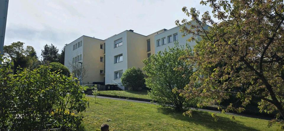 Etagenwohnung Schotten - 3 Zimmer, 106 m&sup2;, 880&euro; | Angebot:26336192