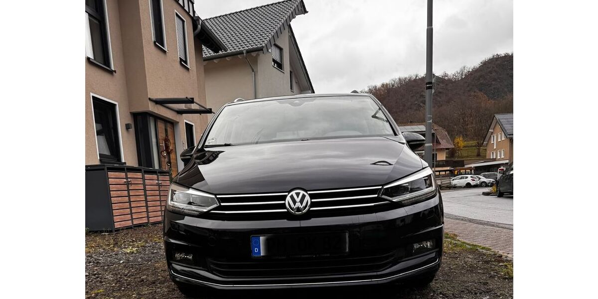 VW Touran 232.533 km 13.300 &euro; Damsdorf 14797