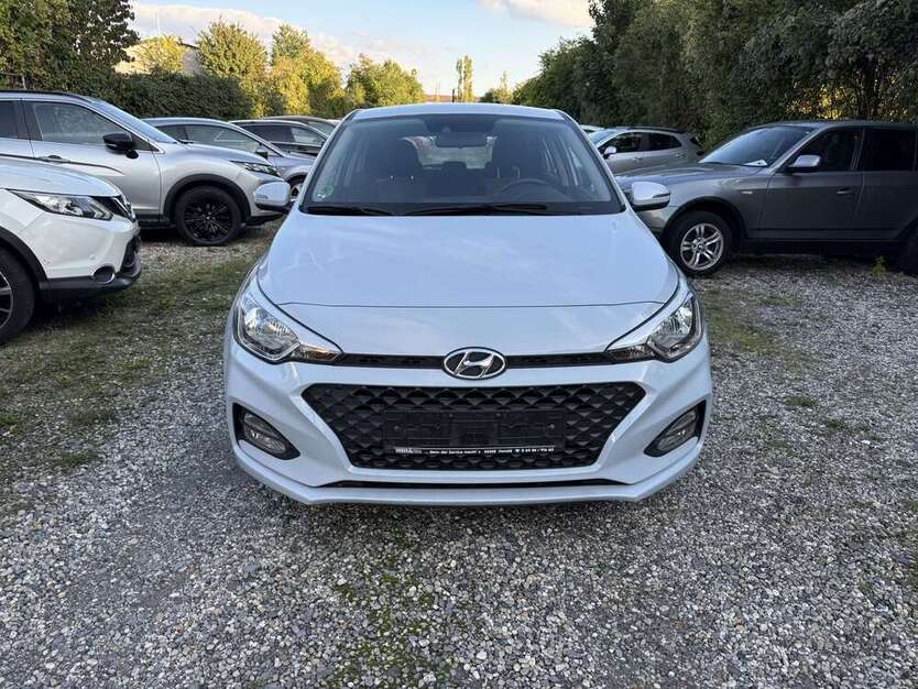 Hyundai i20 92.000 km 9.999 € Mainz Kastel 55252