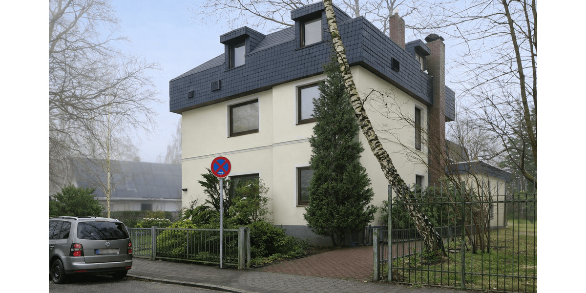 Rahlstedt von oben. Schnell verfügbar und modernisiert 2 zimmer